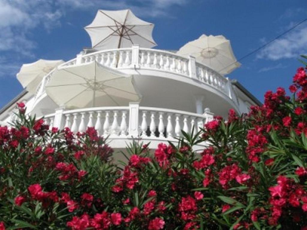 Apartments With A Parking Space Barbat, Rab - 16816 Barbat na Rabu Exterior foto