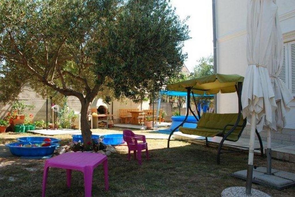 Apartments With A Parking Space Barbat, Rab - 16816 Barbat na Rabu Exterior foto